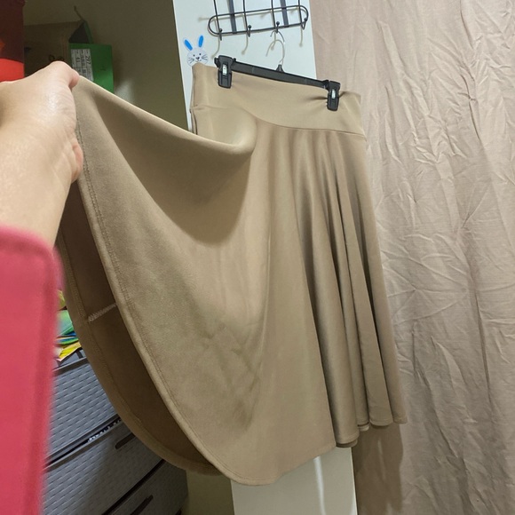 Tan Flare A-Line Midi Skirt - Picture 2 of 3